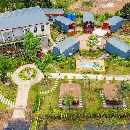 Kampot Tropical Village Exterior photo
