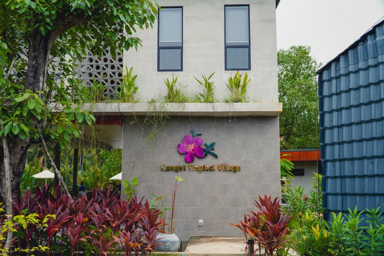 Kampot Tropical Village Exterior photo