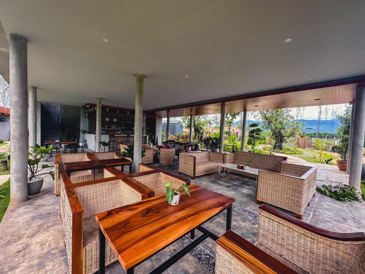 Kampot Tropical Village Exterior photo