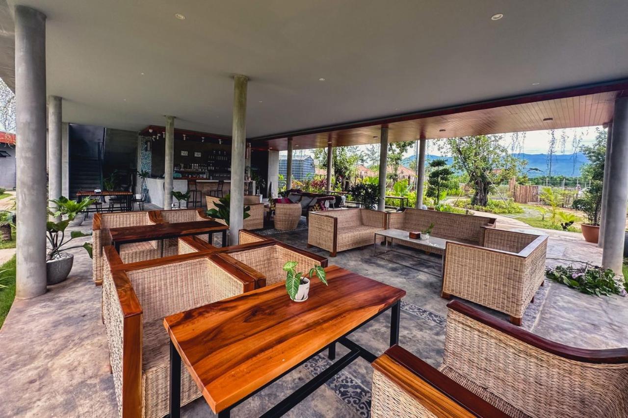 Kampot Tropical Village Exterior photo